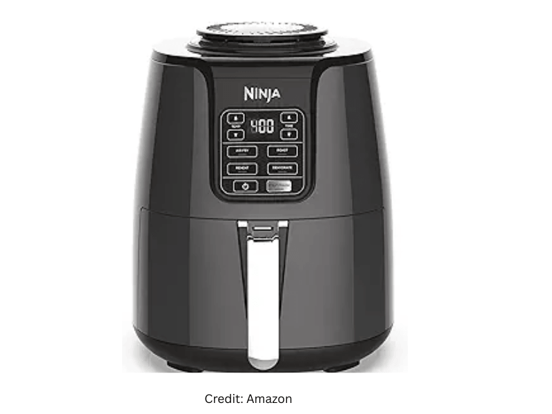 Air fryer size guide small Ninja 4 quart air fryer for 1 to 2 people compact kitchen cooking